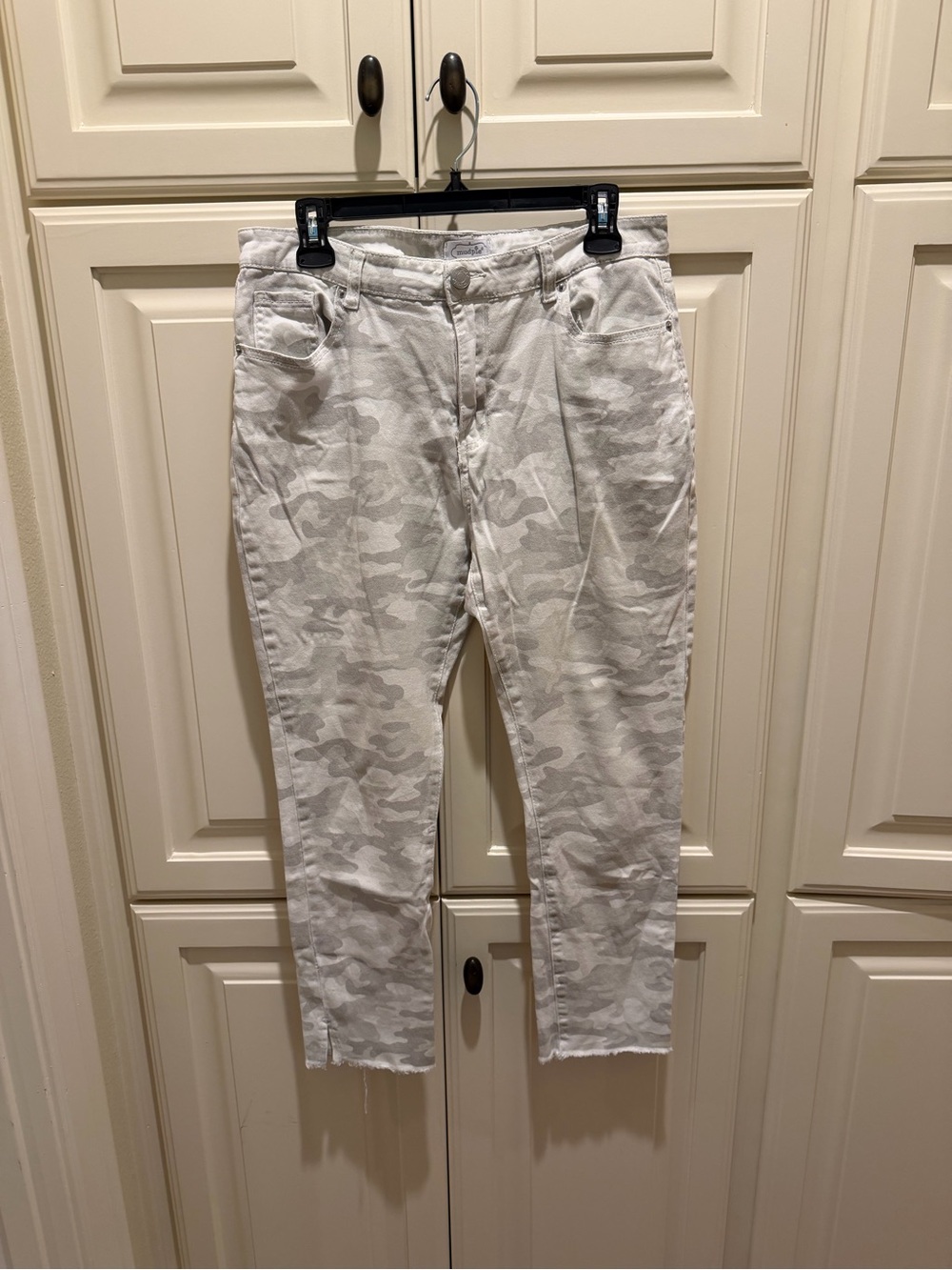 Mud Pie Light Gray Camo Pants